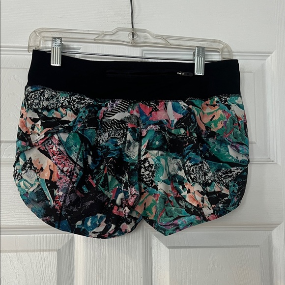 lululemon athletica Multicolor Women's Athletic Shorts - Picture 2 of 4